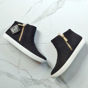 Kenneth Cole | Black Leather Kiera Sneakers | 9.5